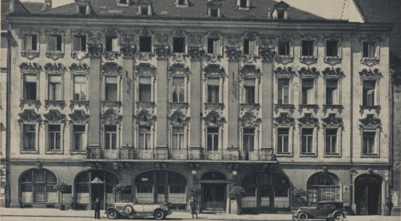 Drei Mohren Hotel exterior view